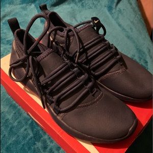 Women’s Nike Payaa Premium